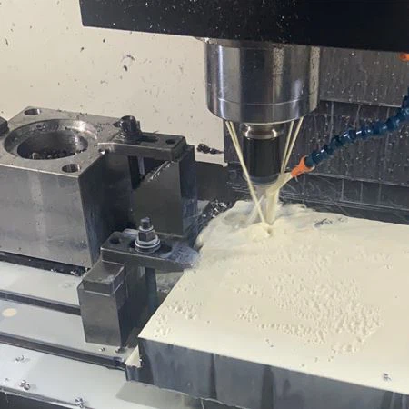 Koje su prednosti CNC mašine alata u odnosu na tradicionalne alate mašina?
